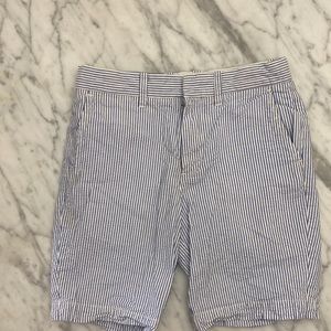 EUC Crewcuts Seersucker shorts with adjustable waist! Size 7